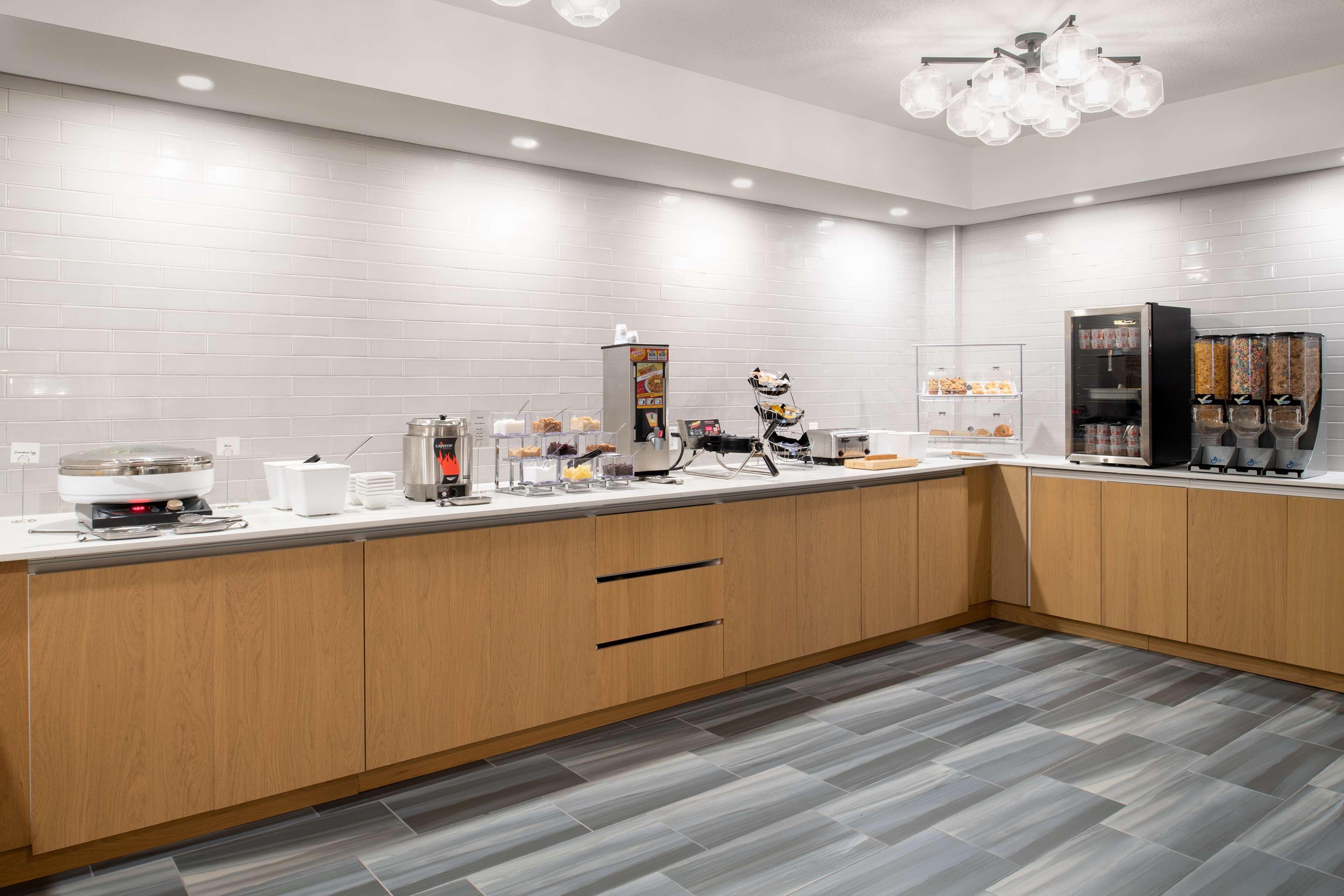 Best Western Premier Keizer Salem Hotel エクステリア 写真
